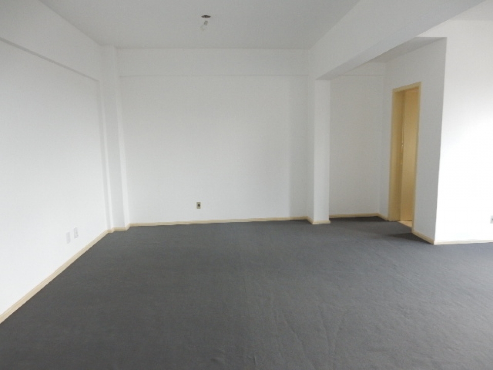 Sala Comercial no Centro