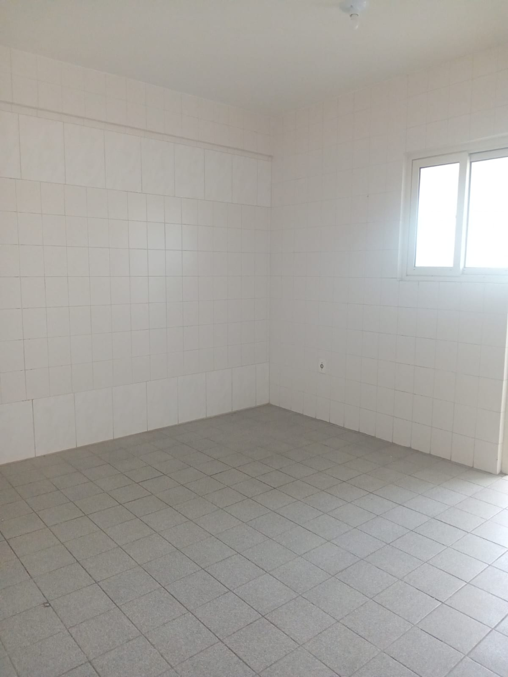 Apartamento, centro, próximo à UCPel, Pelotas/RS
