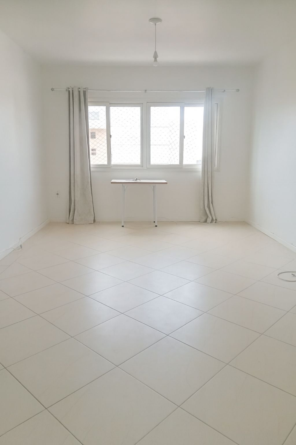 Apartamento, centro, próximo à UCPel, Pelotas/RS