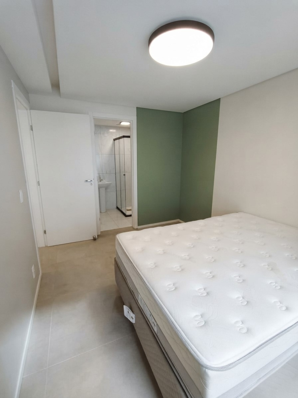 APARTAMENTO SEMIMOBILIADO À VENDA NO CONNECT RESIDENCIAL | TÉRREO | 2 QUARTOS | SACADA COM CHURRASQUEIRA