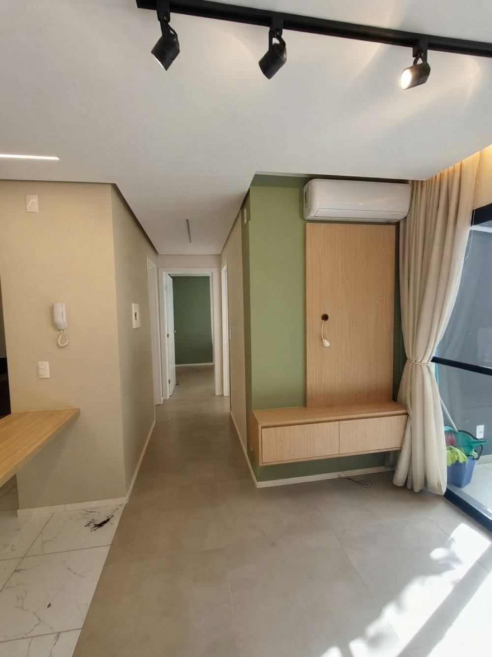 APARTAMENTO SEMIMOBILIADO À VENDA NO CONNECT RESIDENCIAL | TÉRREO | 2 QUARTOS | SACADA COM CHURRASQUEIRA