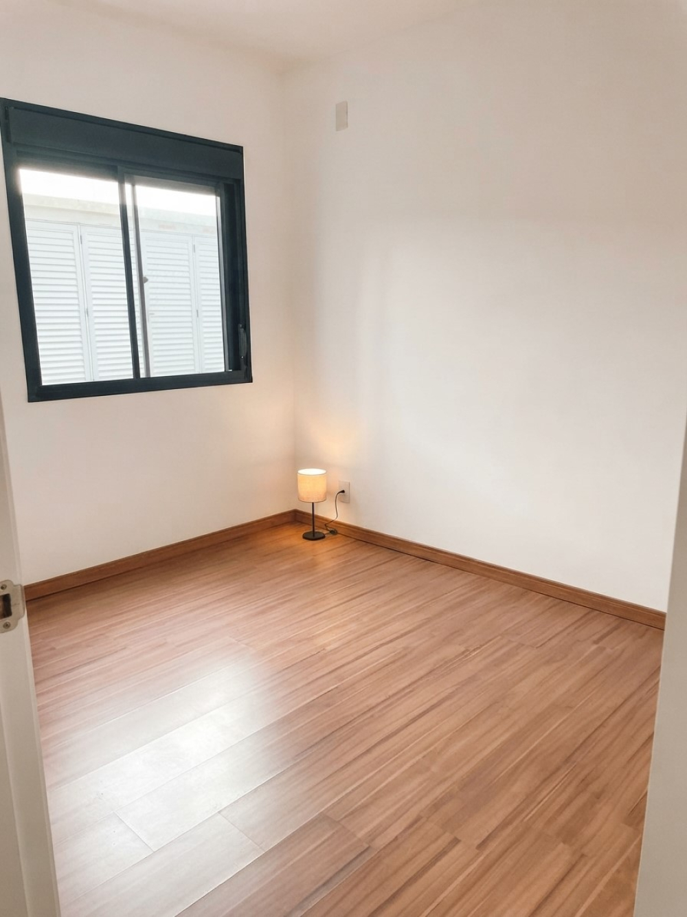 APARTAMENTO TÉRREO À VENDA NO CONNECT RESIDENCIAL | 3 DORMITÓRIOS | 1 SUÍTE | SACADA COM CHURRASQUEIRA