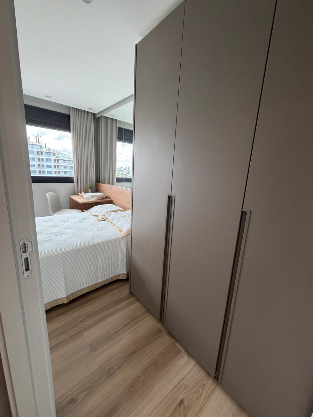 Apartamento duplex mobiliado no Parque Una, Pelotas/RS